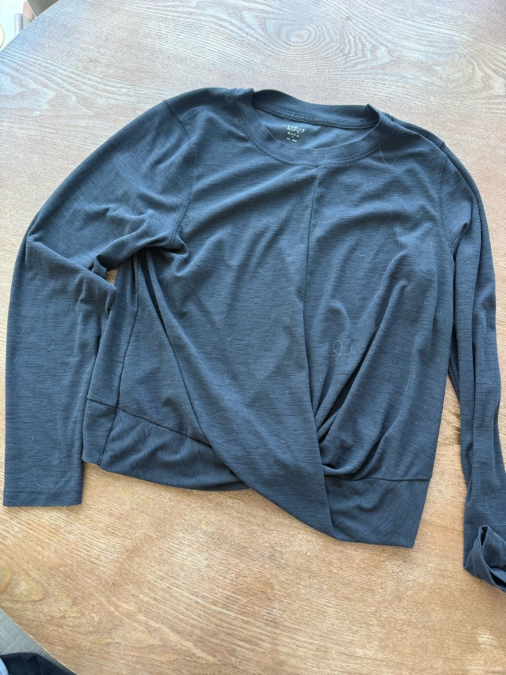 Women's Black Twist-Front Long Sleeve Top